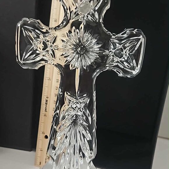 Waterford Crystal Kells Standing Cross - Picture 2 of 7